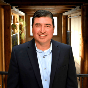 Beto-Lopez_5331C-min Guadalupe Centers